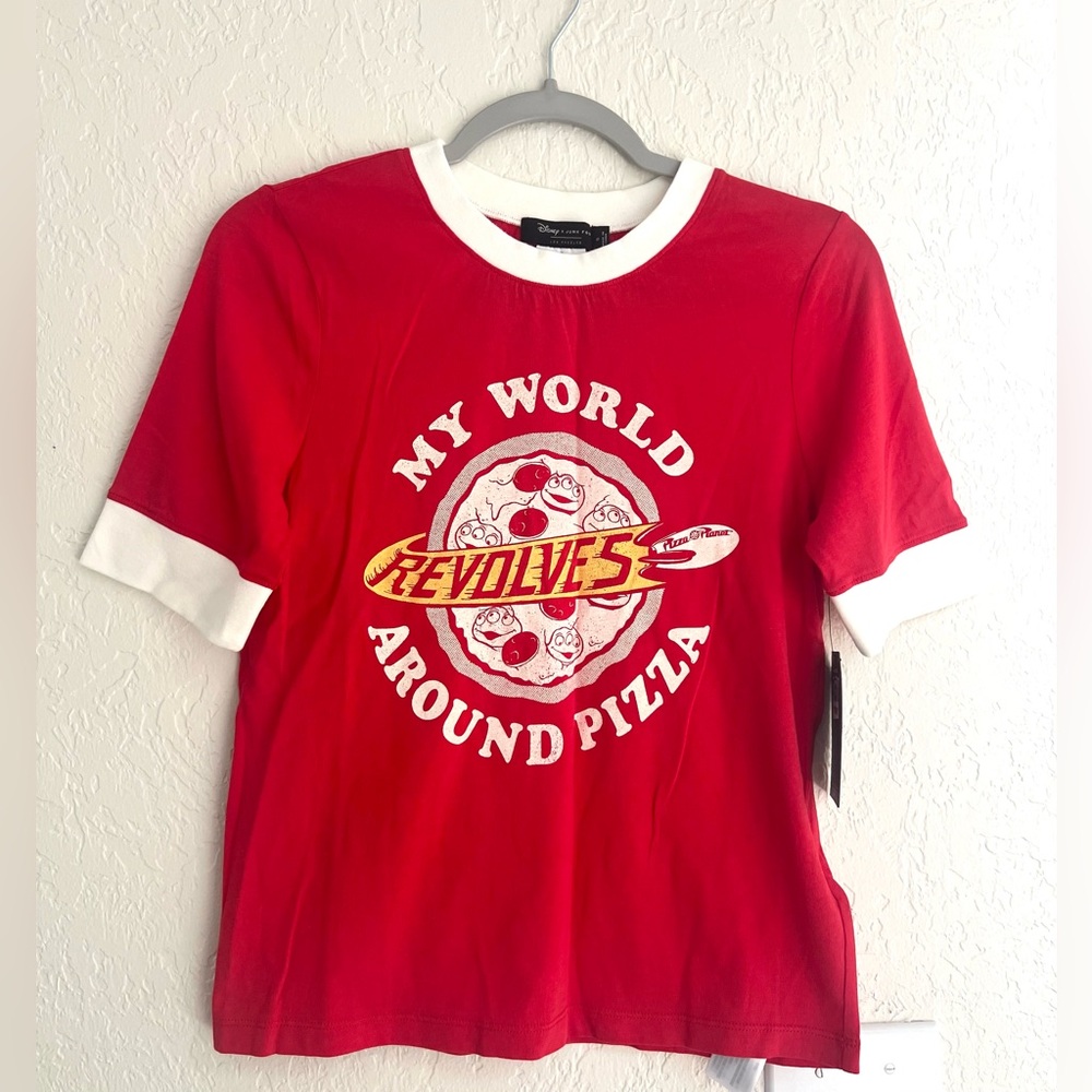 NWT Disney + Junk Food Women’s Toy Story Pizza Planet T-shirt Small Red / White